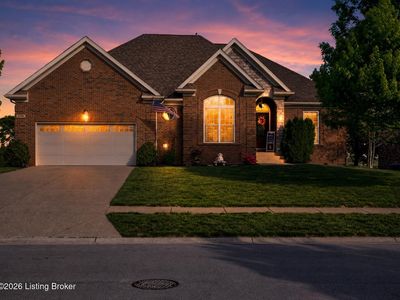 688 Ashbourne Dr