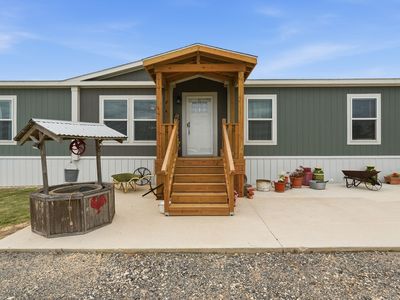 1576 Settlers Way