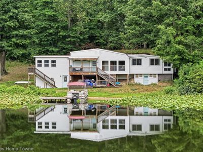 2665 S Geneva Lake Dr