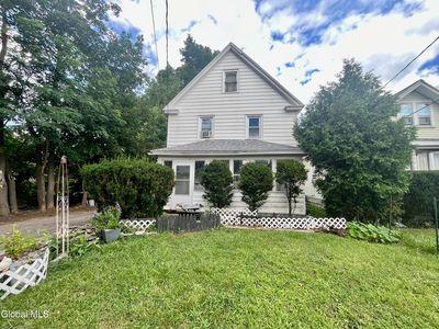 313 Perry Street