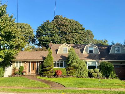 251 Roosevelt Avenue