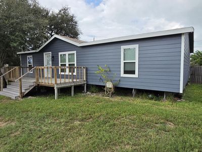 Property at 121 Copano Heights Blvd, Rockport, TX