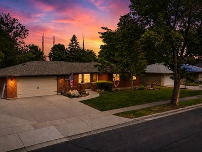 479 E Evesham Dr