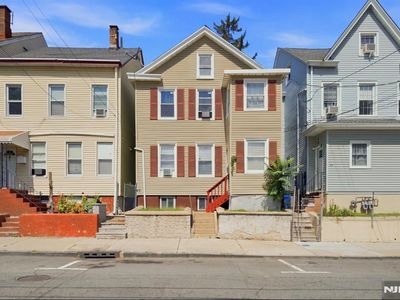 25 Hopper St