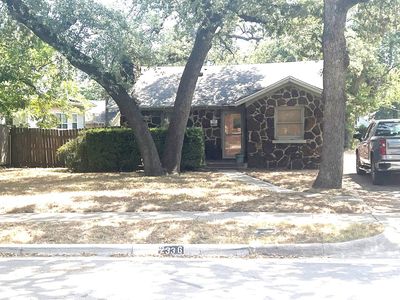 2336 Carnation Ave