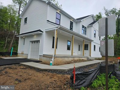 819 Reading Ave