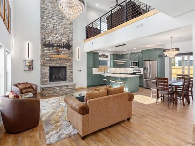 1118 E Poncha Avenue