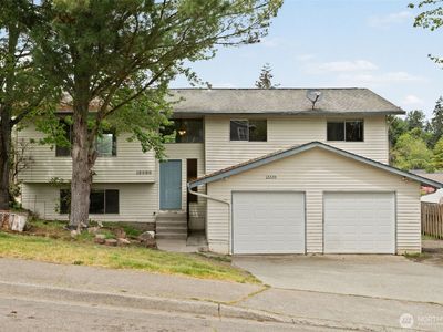 Property at 12220 SE 217th Place, Kent, WA