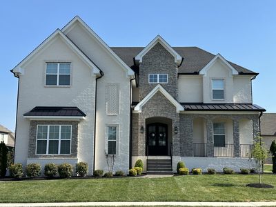 125 Scarsdale Dr S