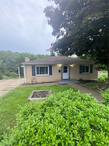 921 Lincoln Way