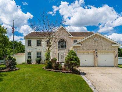 315 Mackenzie Dr