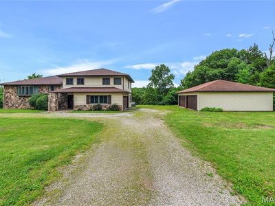 2850 Meyer Rd