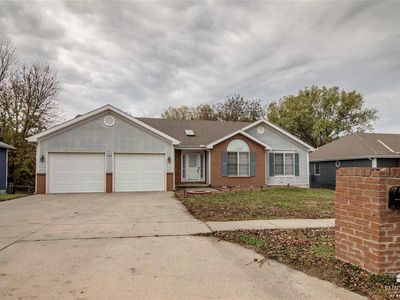 104 S Kiowa Ct
