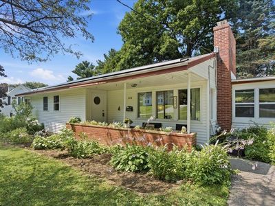 308 Crescent Boulevard