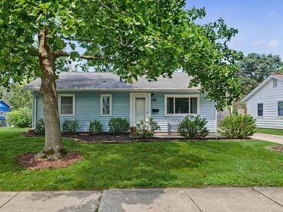 706 E Michigan Ave