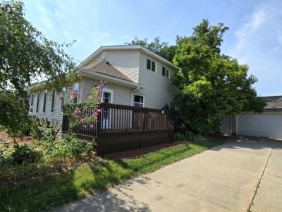 230 S Outer Dr