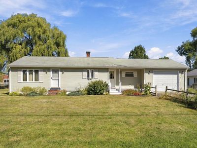 16 Colonial Avenue