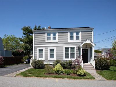 17 Sherman St E