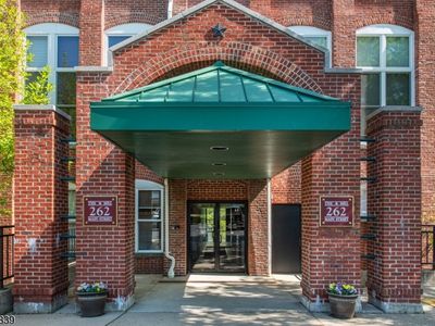 262 Main St BLDG 262 #103