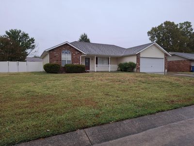 2302 Cedar Ln
