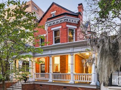 106 E Harris Street