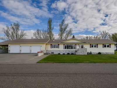1140 Chestnut Dr
