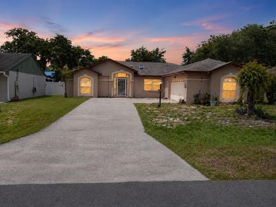 11130 Fountain Lake Blvd
