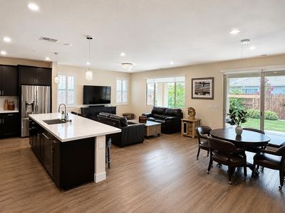 8817 Piano Cir