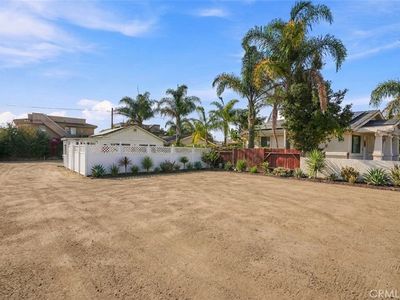 345 N 4th St