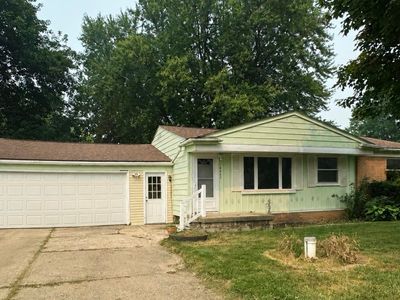 4442 Cherrytree Ln