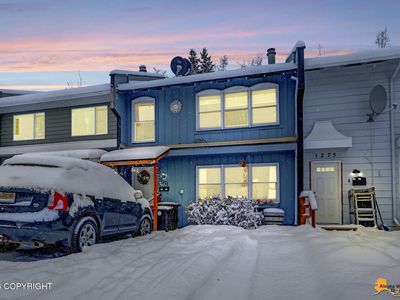 1271 Elegante Ln