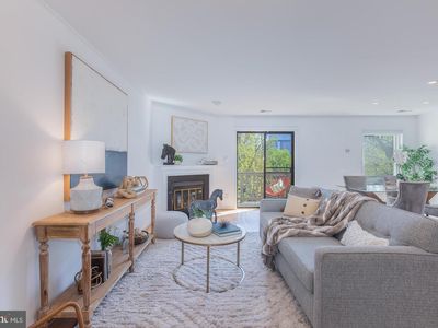 2103 N Rolfe St APT B