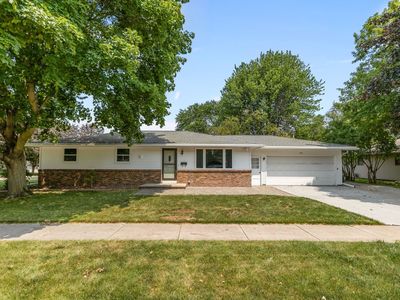 1212 E Harding Dr