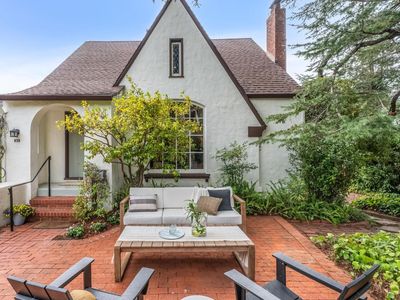 37 Rutherford Avenue