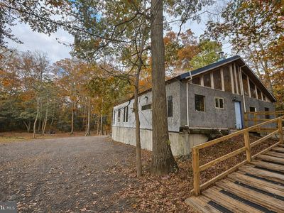 48 Watsons Mill Rd