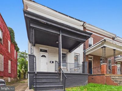 2112 N Pulaski St
