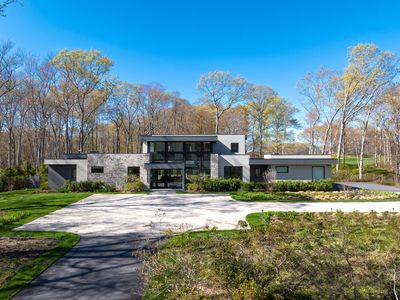 14 Fairway Ct