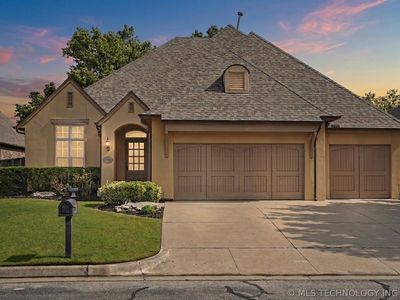 7313 E 93rd Pl