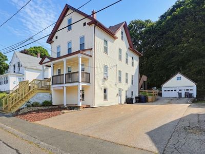 8 Jones St
