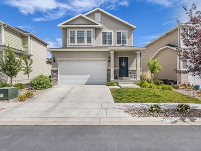 2246 W Bluebird Dr