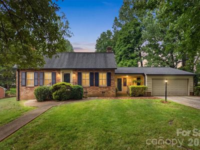 317 Rosemary Ln