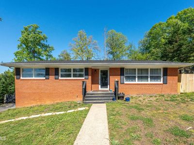1405 Brentwood Dr
