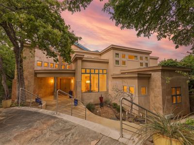 2607 Hemingway Dr