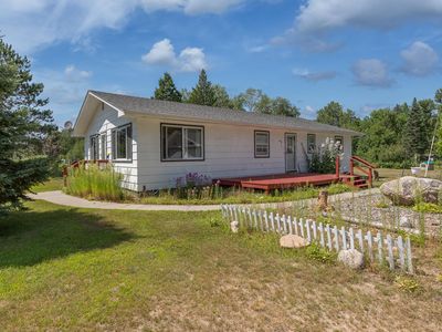 1958 Himark Ln NE