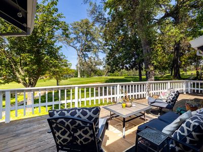 18704 Lake Forest Dr