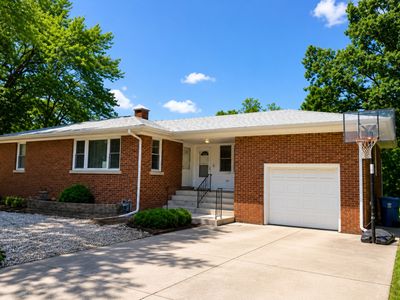 1304 Theodore St