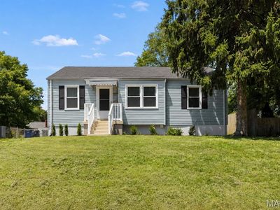 Property at 10509 Saint Henry Ln, Saint Ann, MO