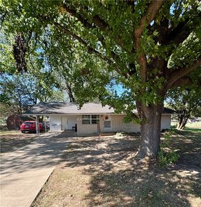 615 Pleasant Ave