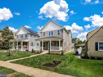 109 W 13th St