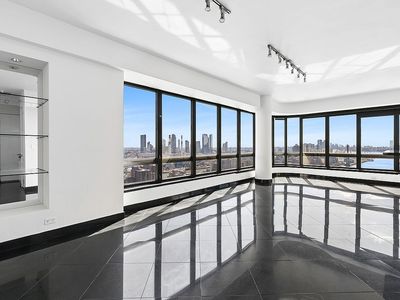 530 E 76th St APT 33H